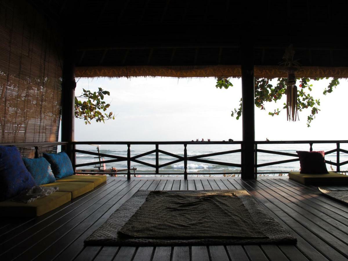 Bali Sandat Tejakula Exterior photo